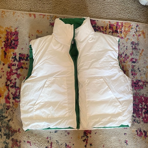 Green reversible Puffer Zip vest Blazer clearance New year sale - Picture 4 of 6